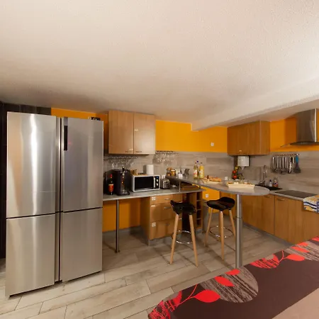 Bed and Breakfast Le Domaine Du Verger, Et Prive