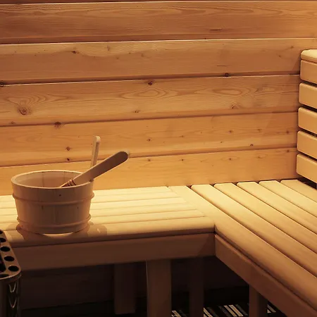 Le Domaine Du Verger, Et Prive